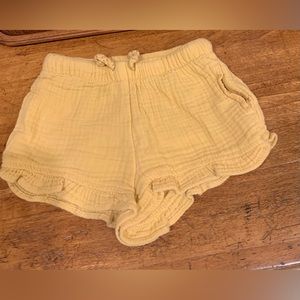 Little girl’s shorts